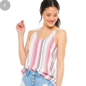 NWT SO Smocked Back V Neck Tank